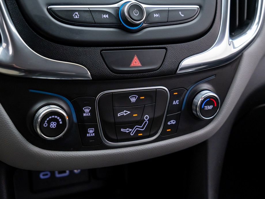 Used 2020 Chevrolet Equinox LS w/ LS Convenience Package image 24