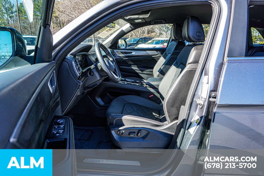 Used 2024 Volkswagen Atlas Cross Sport SE image 18