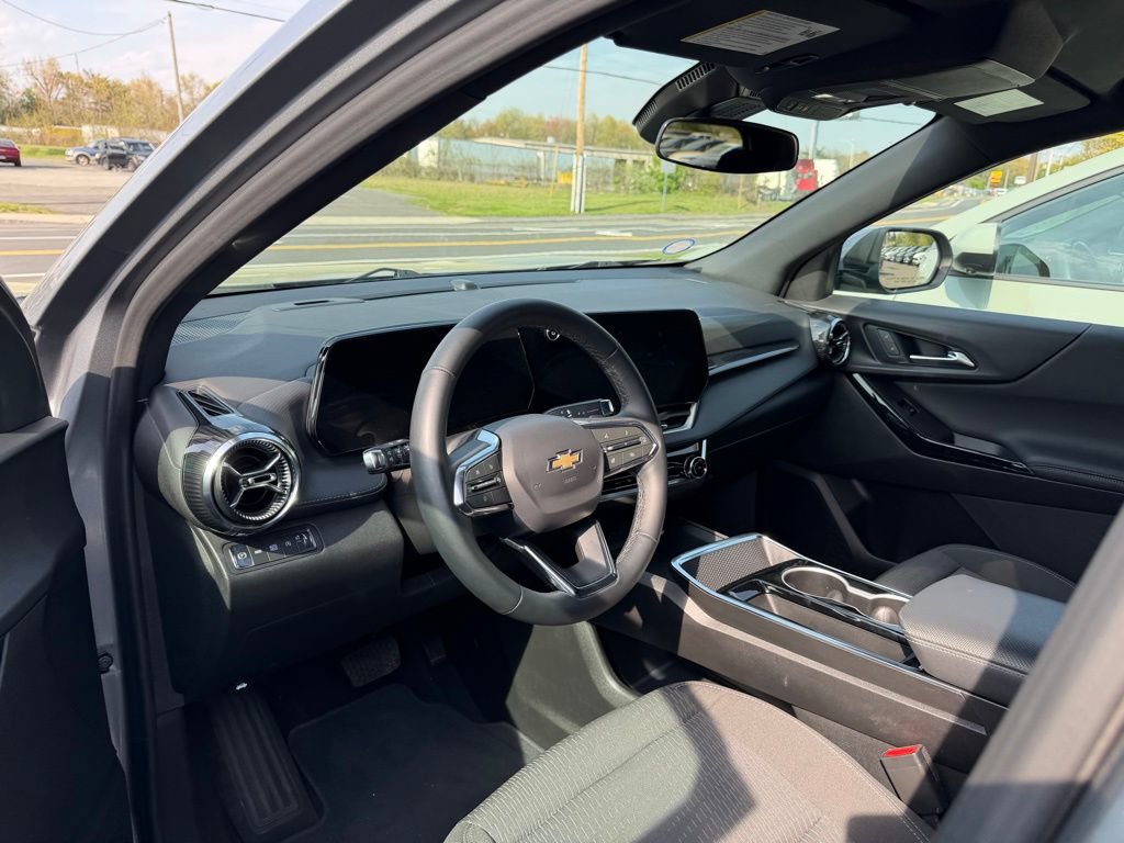 Certified 2025 Chevrolet Equinox LT AWD/4WD image 15