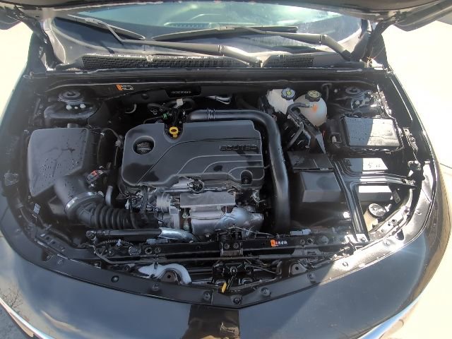 Used 2023 Chevrolet Malibu LT image 34