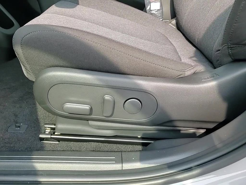 New 2025 Hyundai Ioniq 5 SE image 15