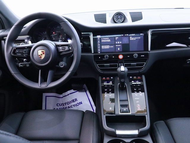 New 2025 Porsche Macan Turbo image 10
