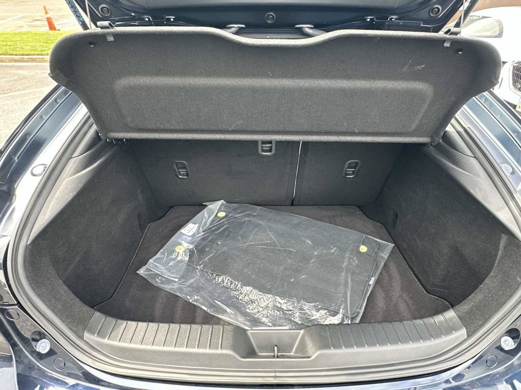 Used 2024 MAZDA MAZDA3 s FWD image 32