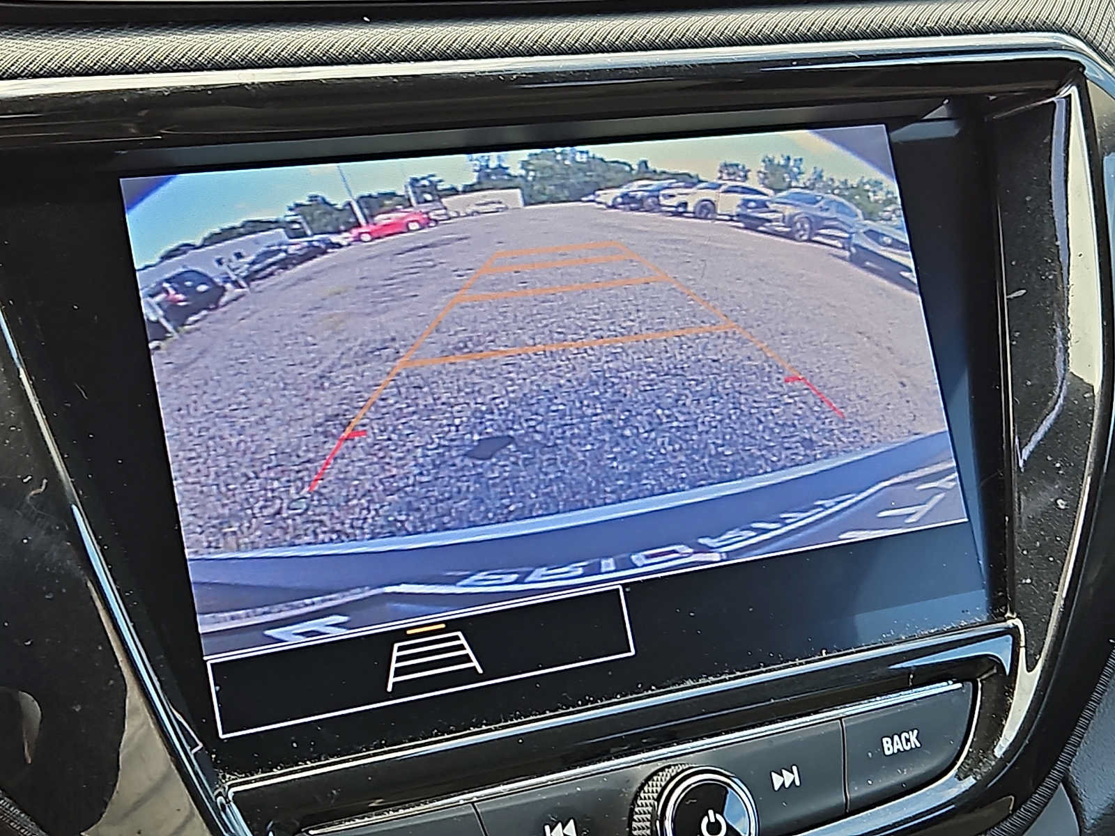 Used 2023 Chevrolet TrailBlazer LT w/ Convenience Package AWD/4WD image 17