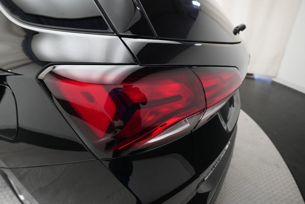 Certified 2024 Chevrolet Equinox LT w/ LPO, Floor Liner Package image 32