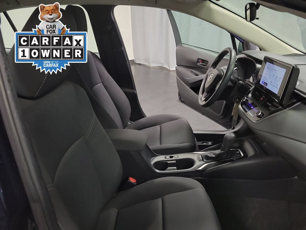 Used 2023 Toyota Corolla LE FWD image 30