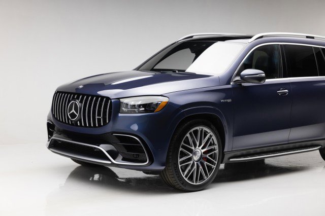 Used 2024 Mercedes-Benz GLS 63 AMG 4MATIC image 33