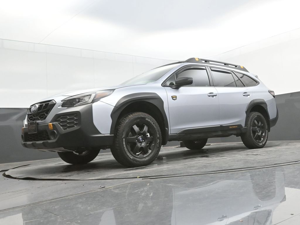 Used 2025 Subaru Outback Wilderness image 31