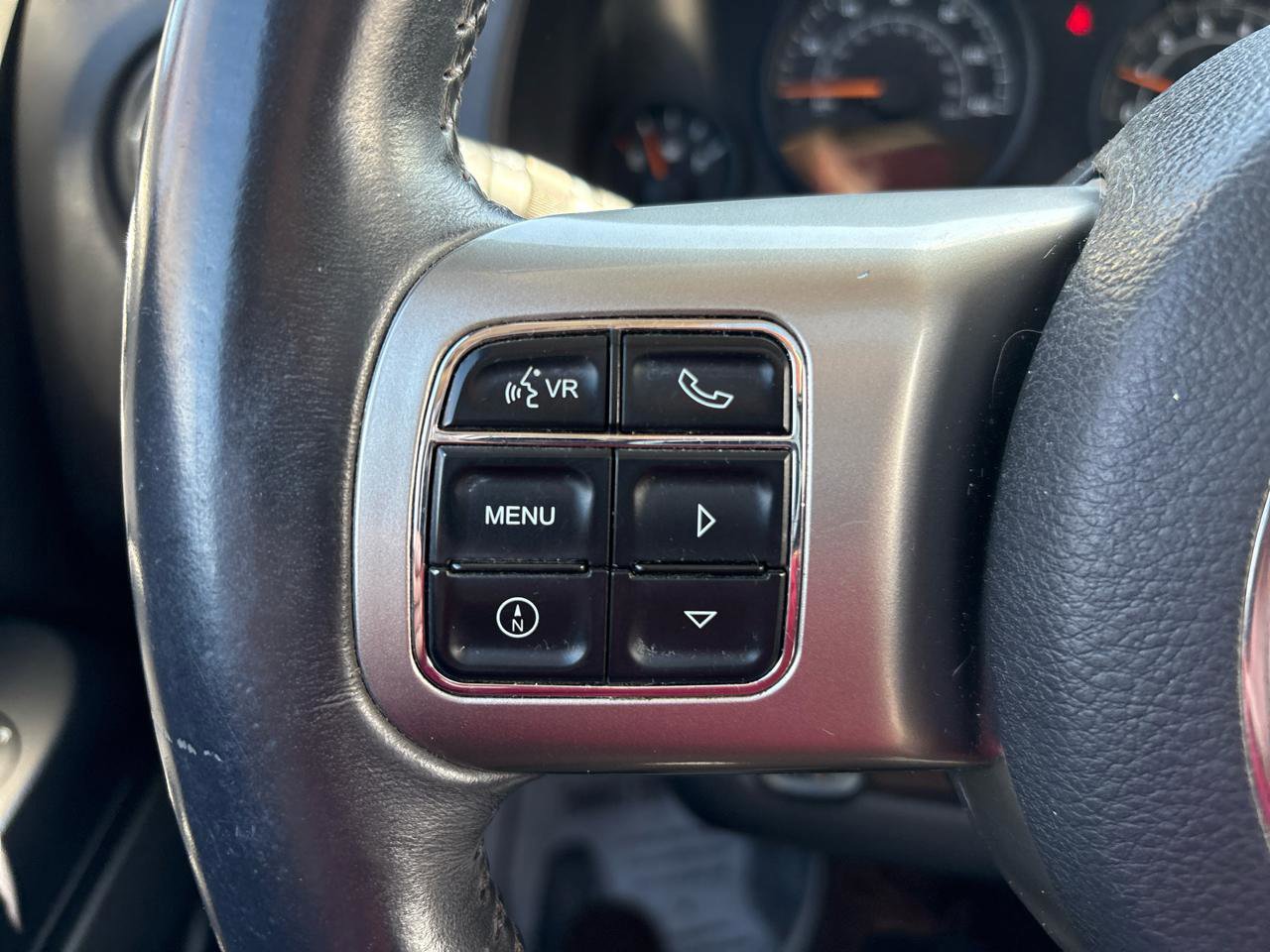 Used 2014 Jeep Patriot High Altitude FWD image 10
