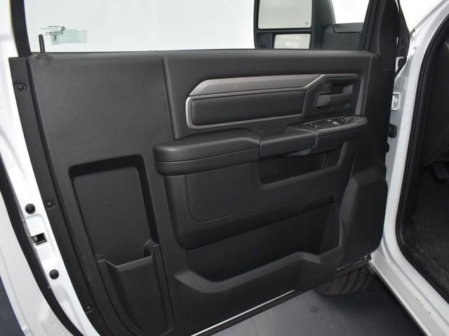 New 2024 RAM 2500 Tradesman w/ Chrome Appearance Group image 12