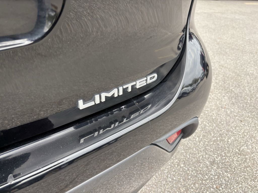 Used 2020 Toyota Highlander Limited image 13