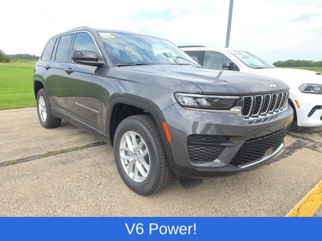 New 2026 Jeep Grand Cherokee Laredo X RWD image 1