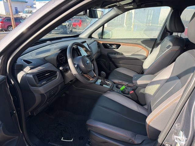 Used 2025 Subaru Forester Sport w/ Popular Package #2 image 4