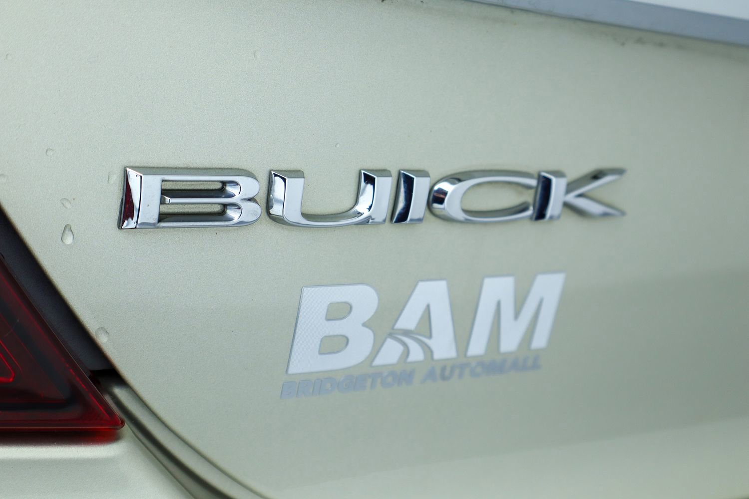 Used 2015 Buick Regal Premium w/ Experience Buick Package image 28