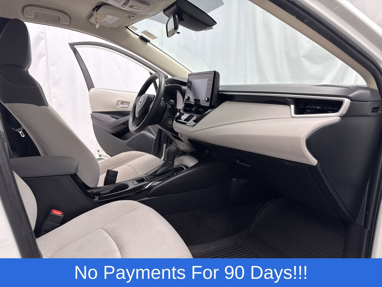 Used 2020 Toyota Corolla L image 28