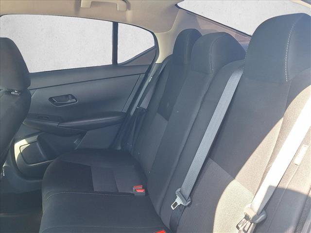 Used 2024 Nissan Sentra SV FWD image 14