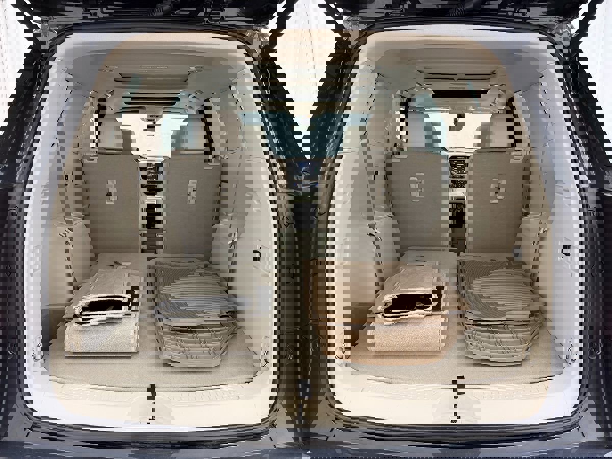 Used 2021 GMC Acadia Denali w/ Denali Technology Package image 44