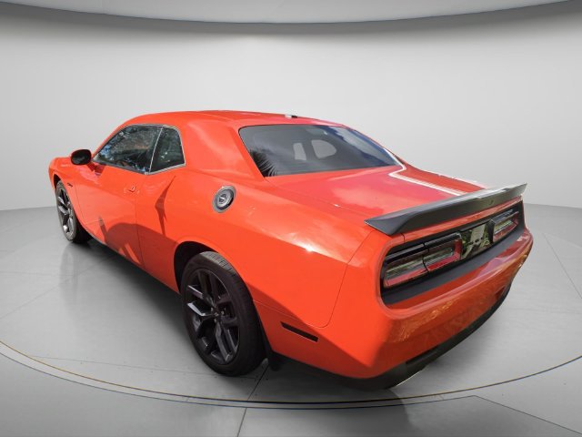 Used 2021 Dodge Challenger SXT w/ Blacktop Package RWD image 5