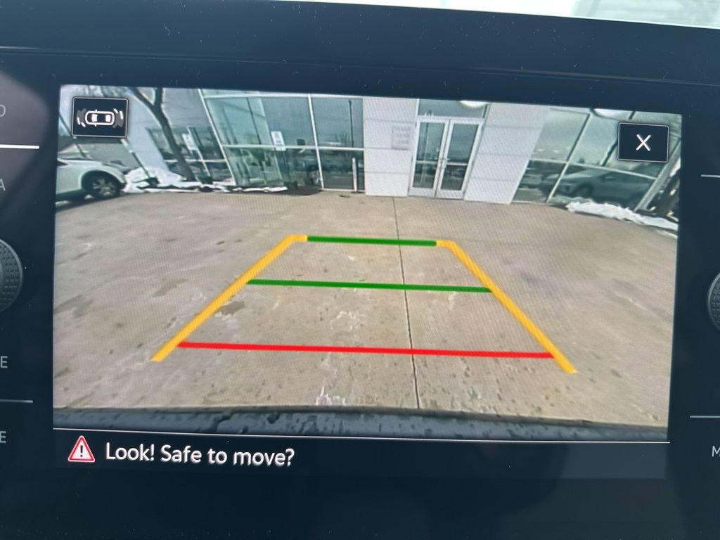 New 2026 Volkswagen Taos SE image 19