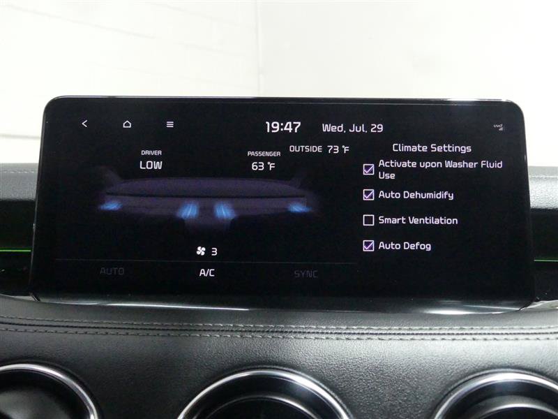 Used 2022 Kia Stinger GT2 AWD/4WD image 45