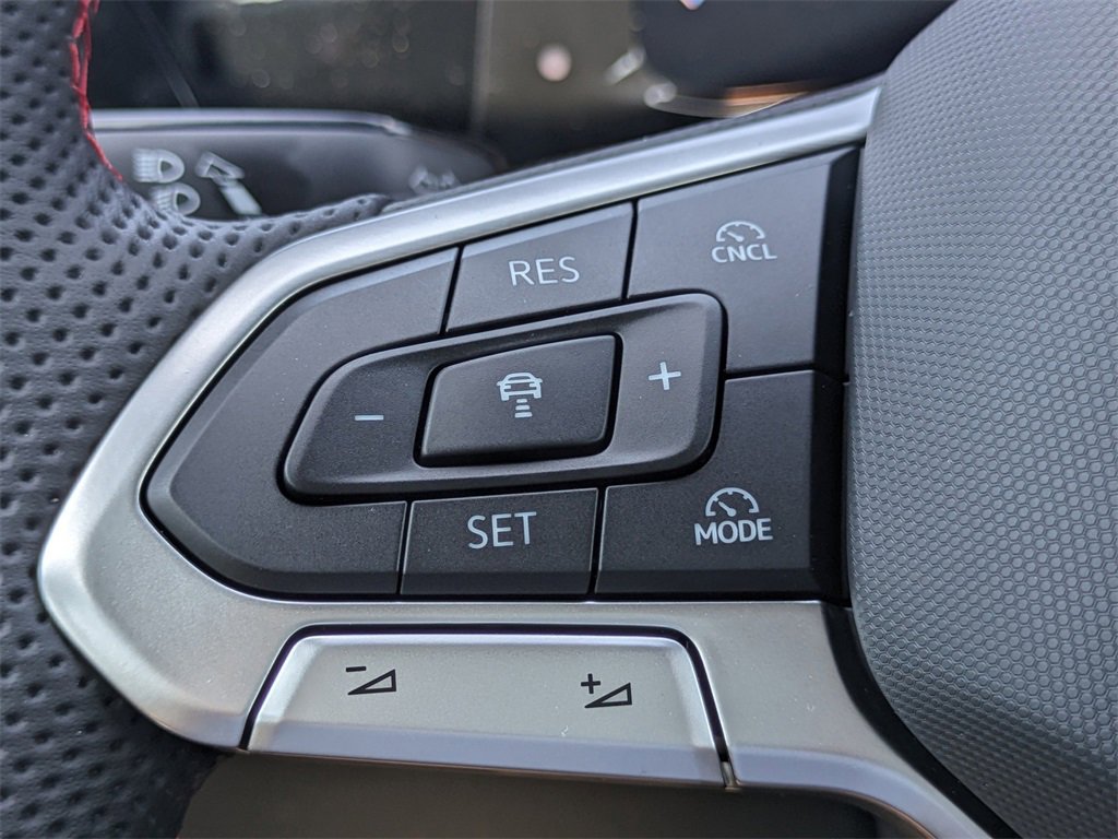 New 2025 Volkswagen GTI SE image 25