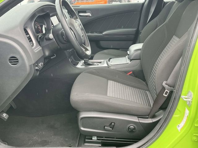 Used 2023 Dodge Charger SXT w/ Blacktop Package RWD image 13
