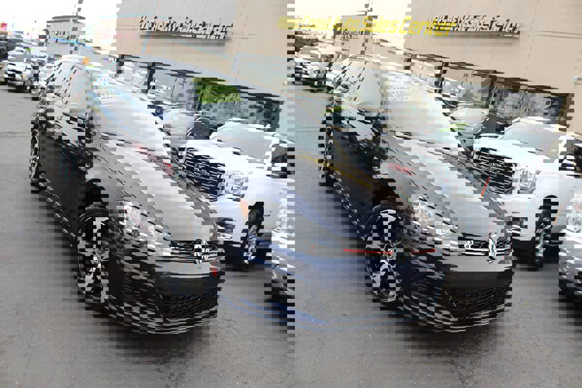 Used 2018 Volkswagen GTI S image 38