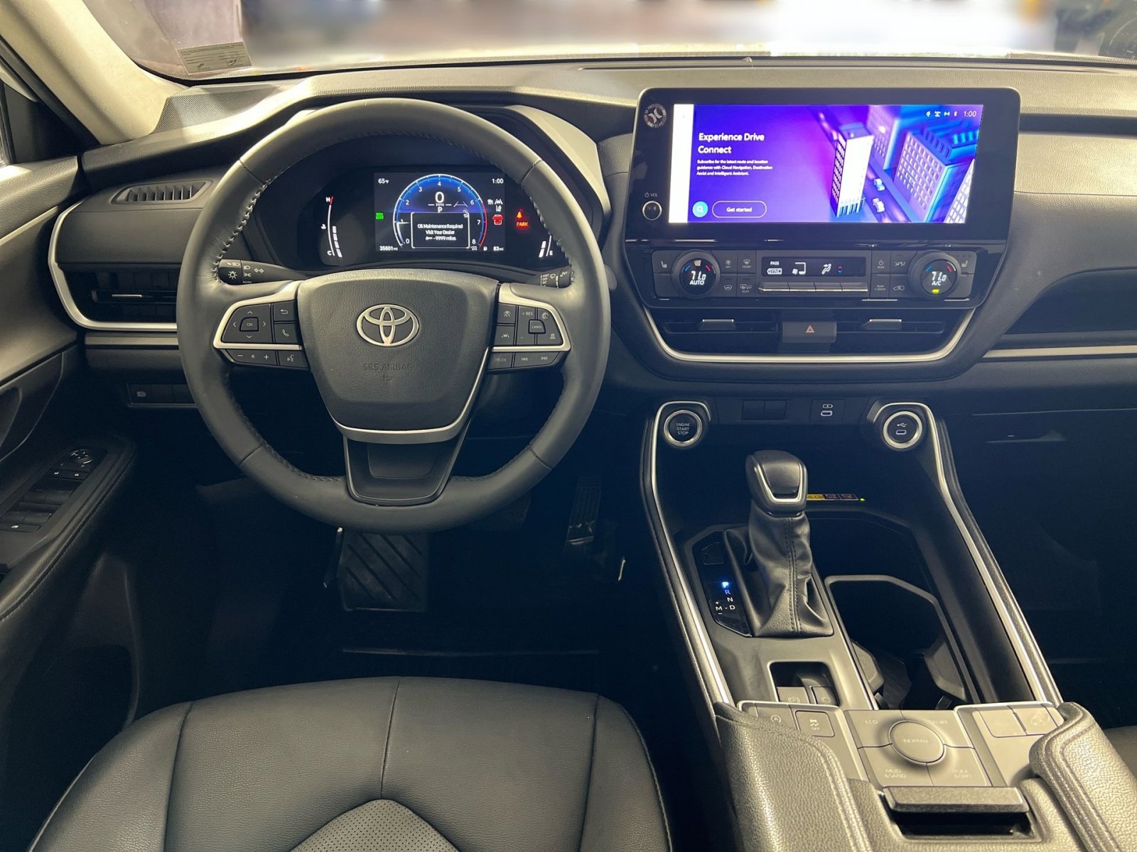 Used 2024 Toyota Grand Highlander AWD image 24
