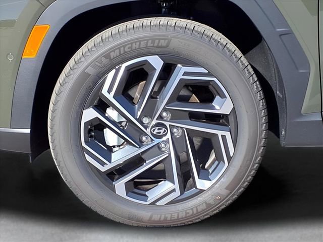 New 2025 Hyundai Tucson Limited image 12