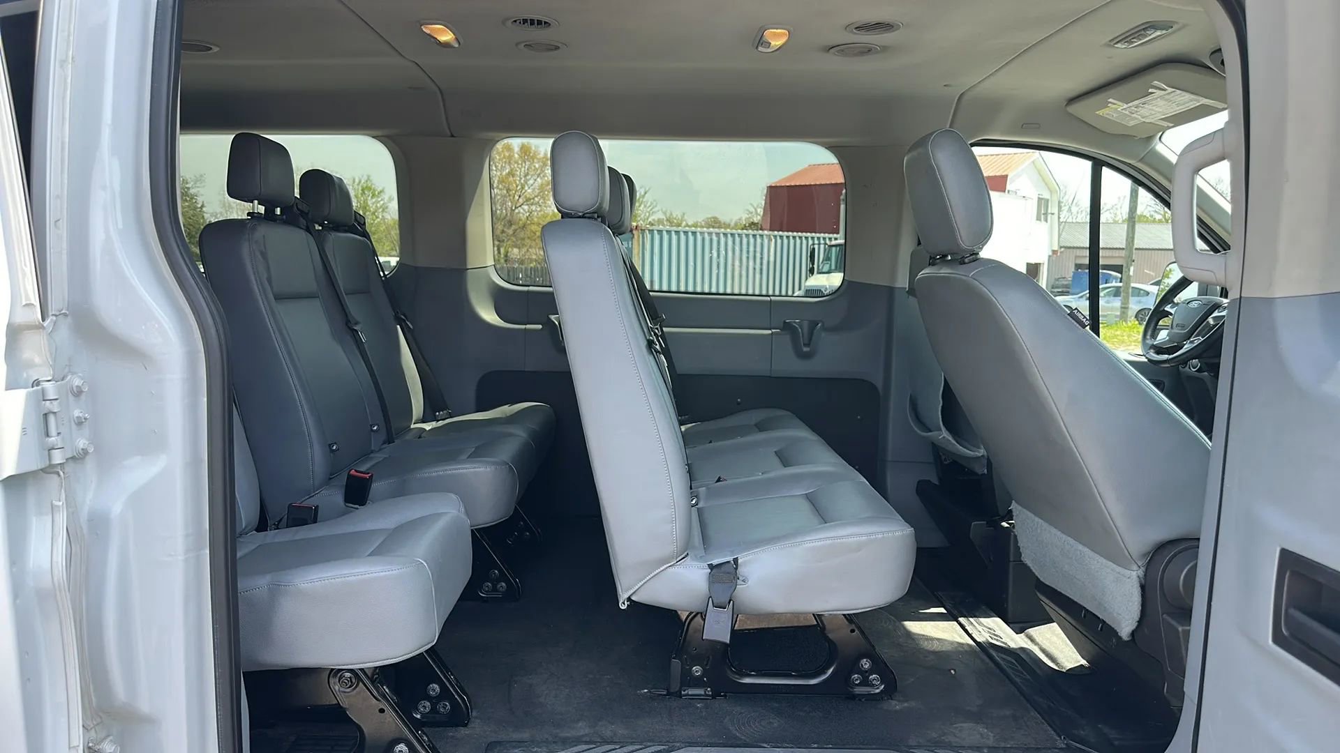 Used 2016 Ford Transit 350 XL image 13