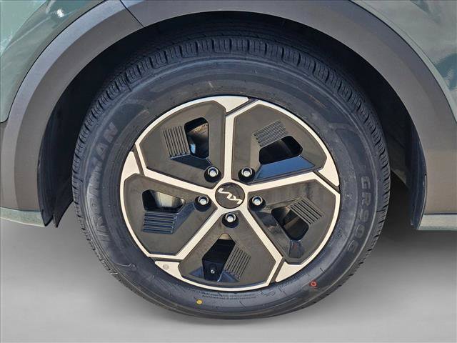 Used 2023 Kia Niro EX FWD image 23
