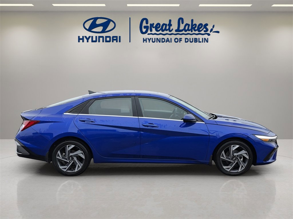 Certified 2024 Hyundai Elantra SEL w/ Convenience Package image 6