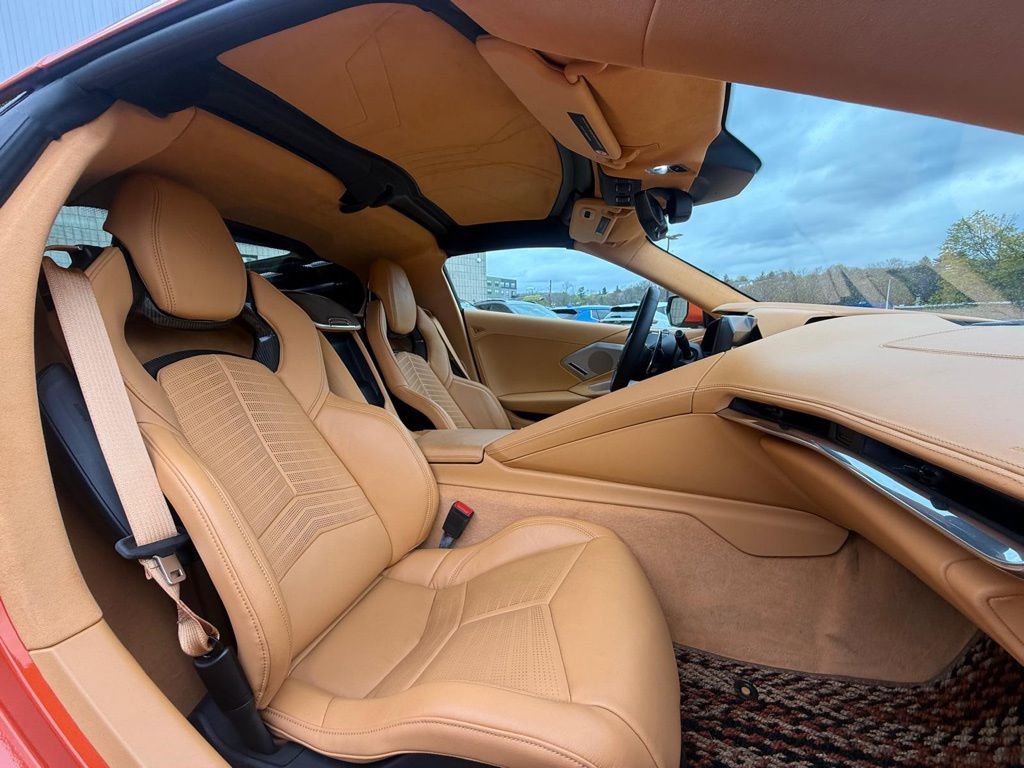 Used 2020 Chevrolet Corvette Stingray Premium Cpe w/ 3LT Preferred Equipment Group image 19