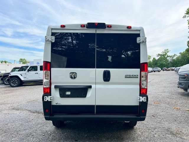 Used 2025 RAM ProMaster 2500 w/ U-Haul Equipment Group FWD image 7