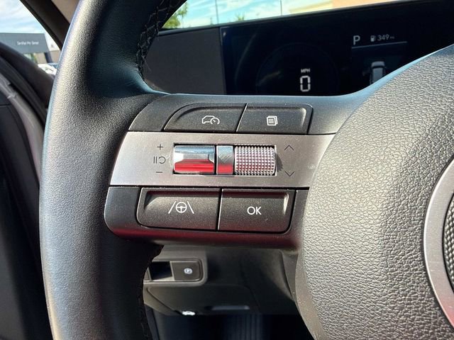 Used 2025 Hyundai Kona SEL image 29