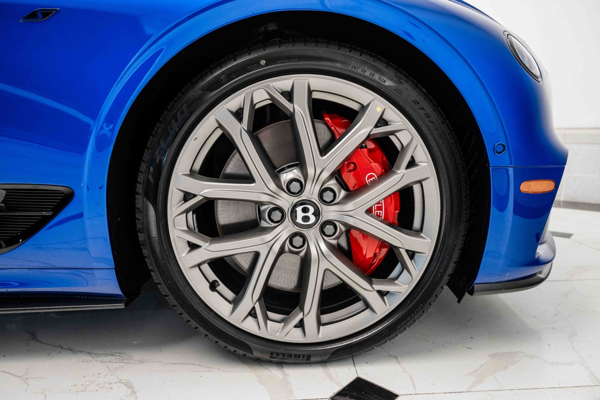 New 2024 Bentley Continental GT V8 image 14