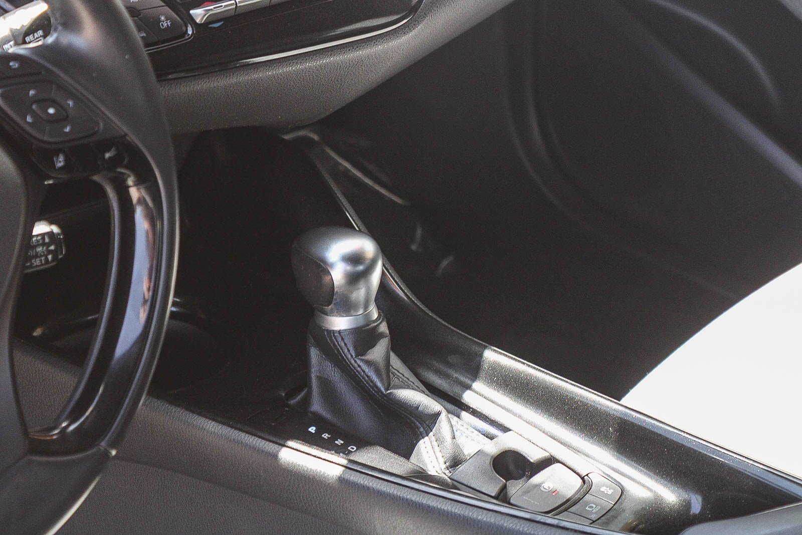 Certified 2019 Toyota C-HR XLE FWD image 21