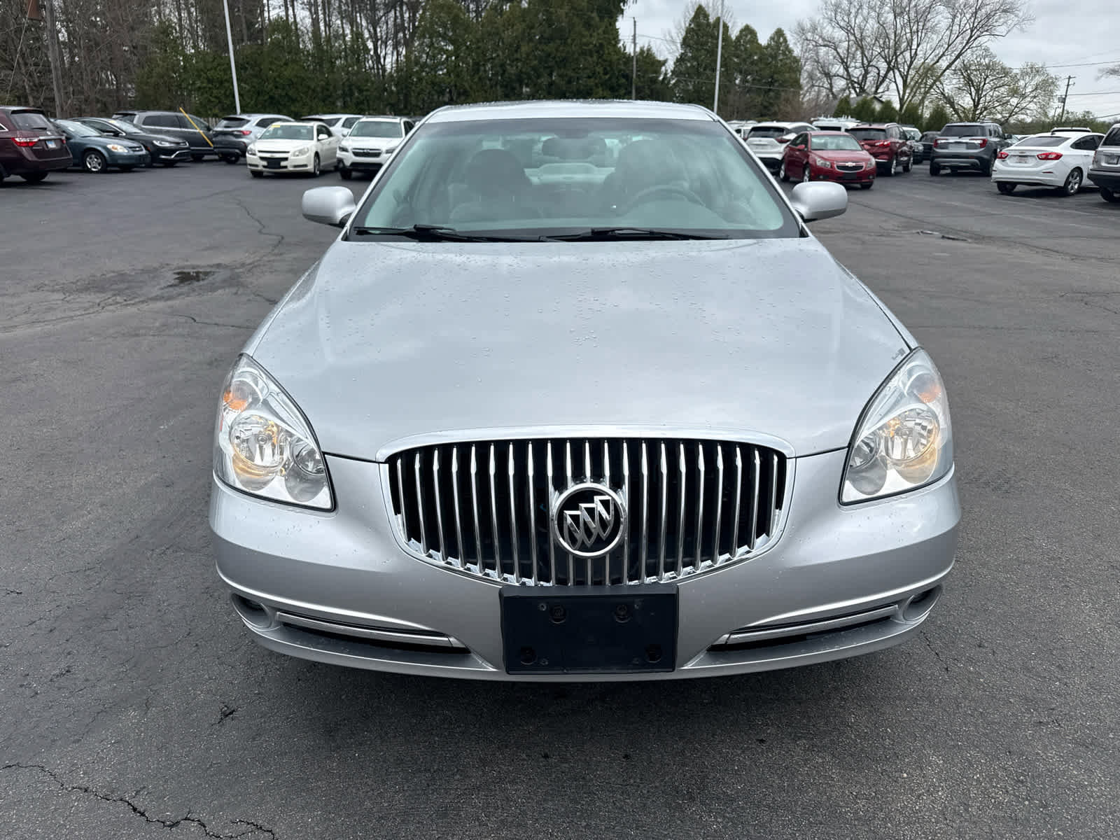 Used 2011 Buick Lucerne CXL w/ Driver Confidence Package FWD image 8