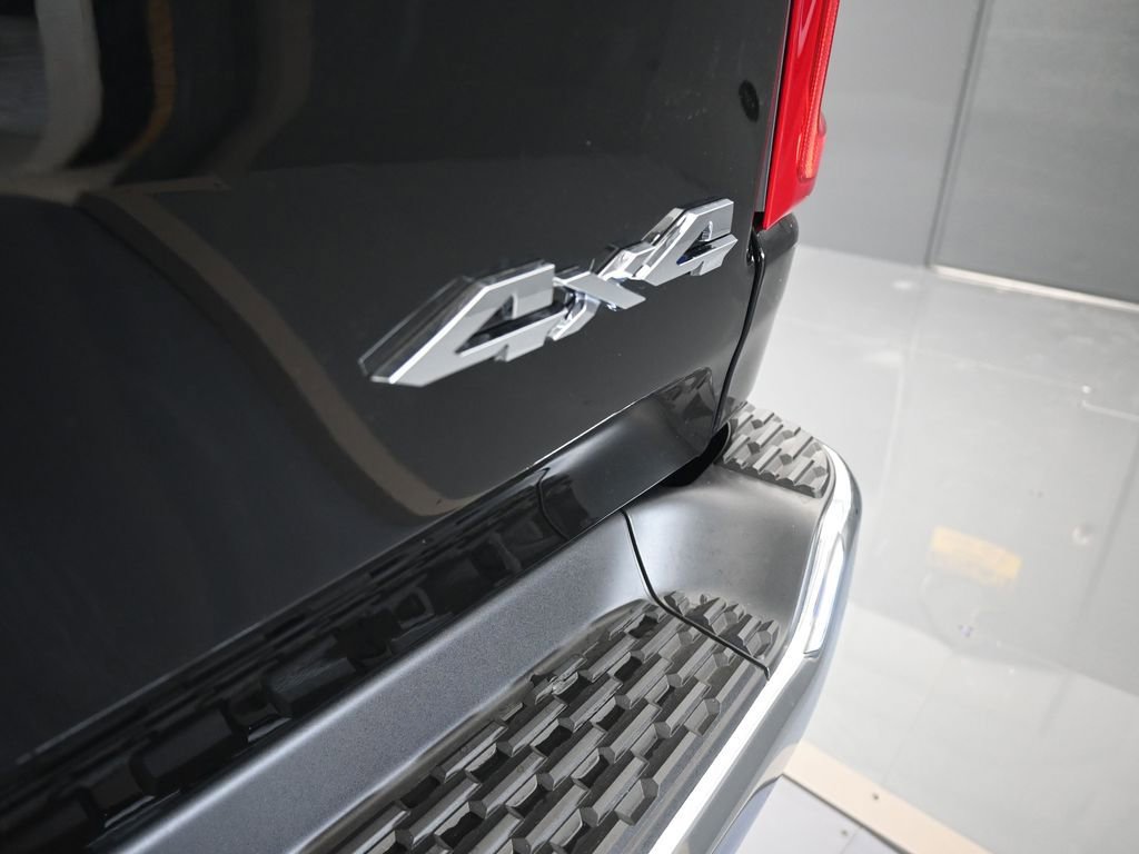 Used 2025 RAM 1500 Big Horn image 30