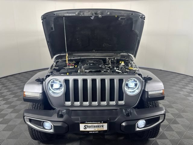 Used 2021 Jeep Wrangler Unlimited Sahara w/ LED Lighting Group AWD/4WD image 37