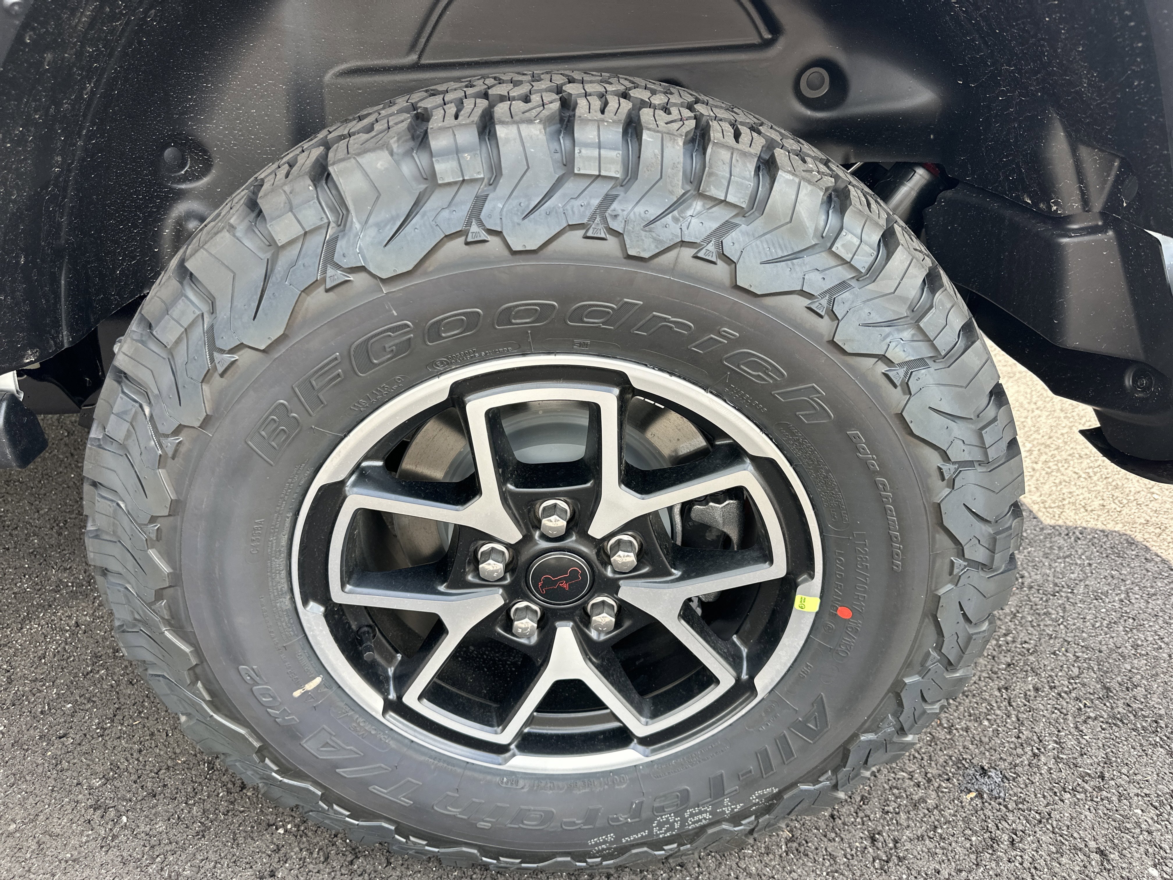 New 2026 Jeep Wrangler Unlimited Rubicon AWD/4WD image 34