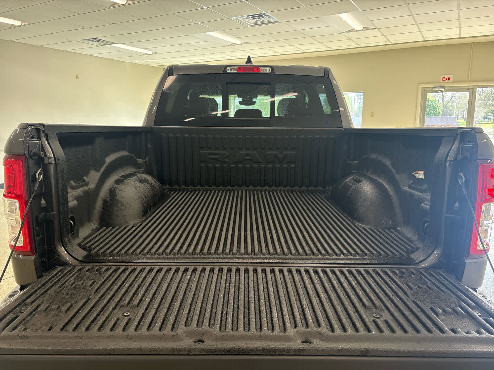 Used 2023 RAM 1500 Big Horn AWD/4WD image 8