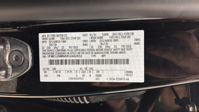 Used 2024 Ford Escape ST-Line w/ Tech Pack #1 AWD/4WD image 27