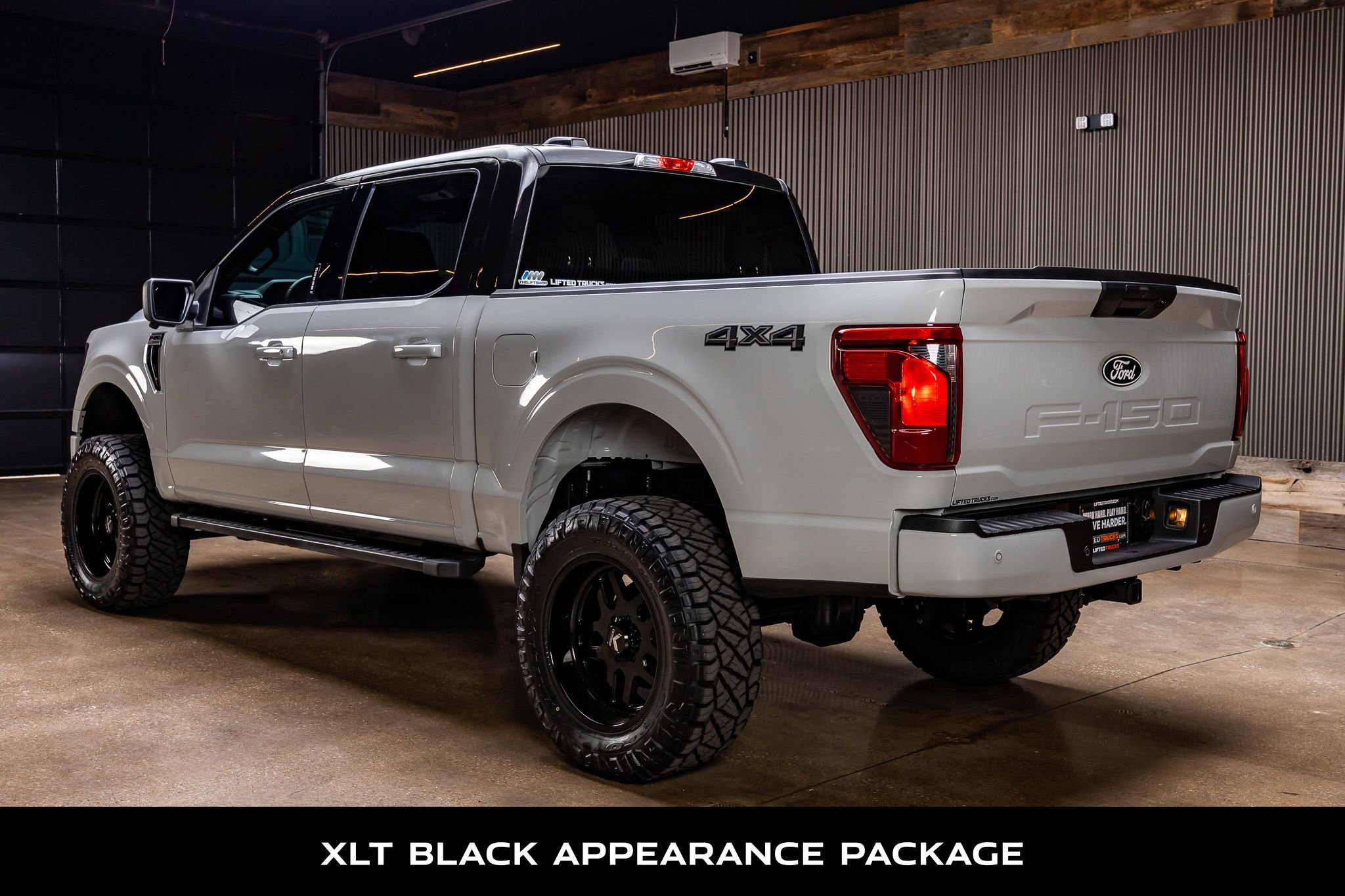 Used 2024 Ford F150 XLT w/ XLT Black Appearance Package AWD/4WD image 7