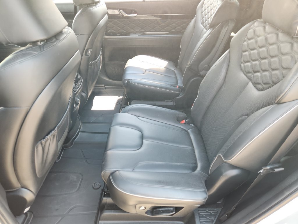 Used 2022 Hyundai Palisade Calligraphy w/ Winter Package FWD image 21