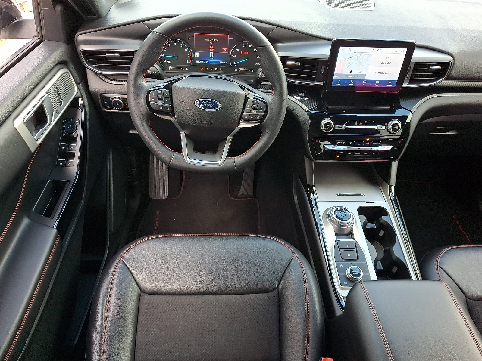 Certified 2023 Ford Explorer ST-Line w/ Class IV Trailer Tow Package AWD/4WD image 13