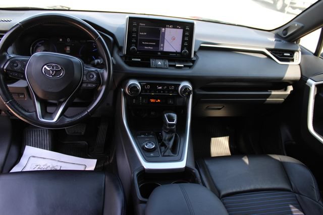 Used 2019 Toyota RAV4 XSE w/ Carpet Mat Package AWD/4WD image 28