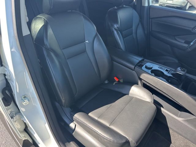 Used 2023 Nissan Rogue SV w/ SV Premium B Package AWD/4WD image 24