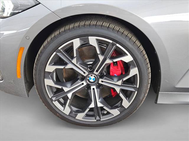 Used 2025 BMW 330i xDrive Sedan w/ M Sport Package AWD/4WD image 10