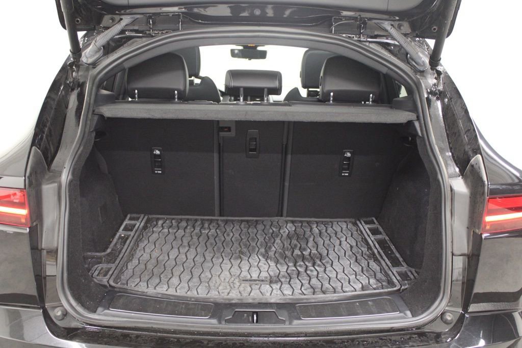 Used 2024 Jaguar E-PACE R-Dynamic SE image 41